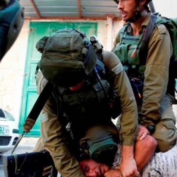 Testimonios de prisioneros palestinos revelan torturas de militares israelíes